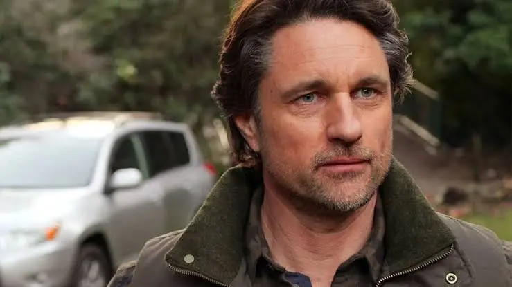 Martin Henderson